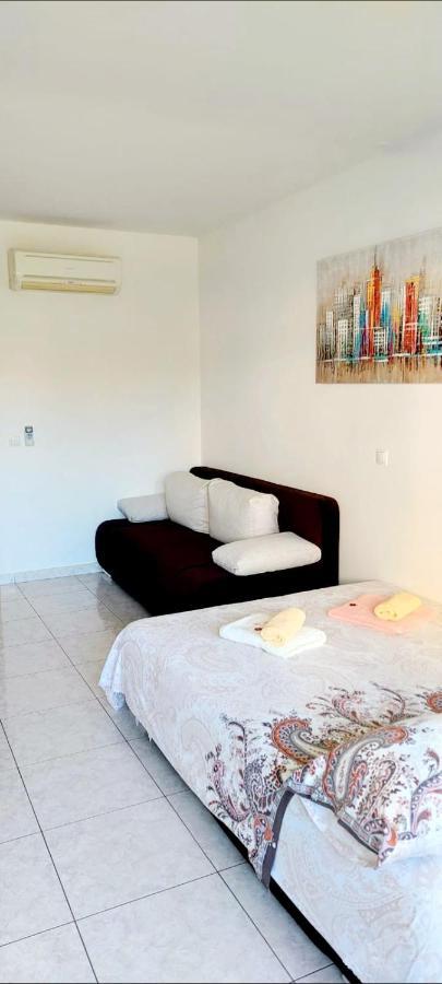 Mihaela Studio Apartmans 150M Near The Beach Kaštela Zewnętrze zdjęcie