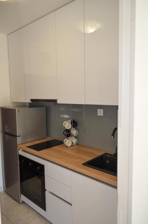 Mihaela Studio Apartmans 150M Near The Beach Kaštela Zewnętrze zdjęcie