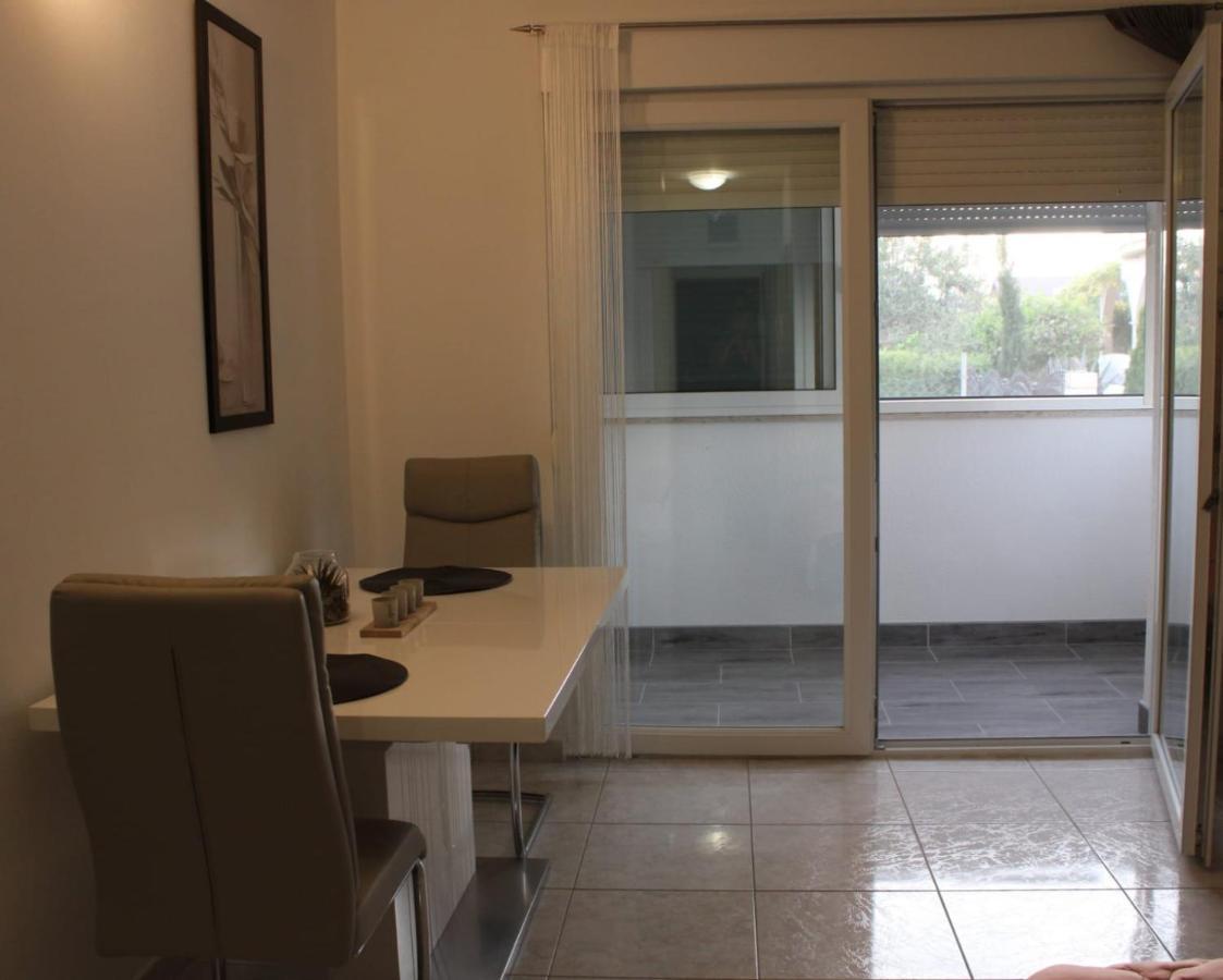 Mihaela Studio Apartmans 150M Near The Beach Kaštela Zewnętrze zdjęcie