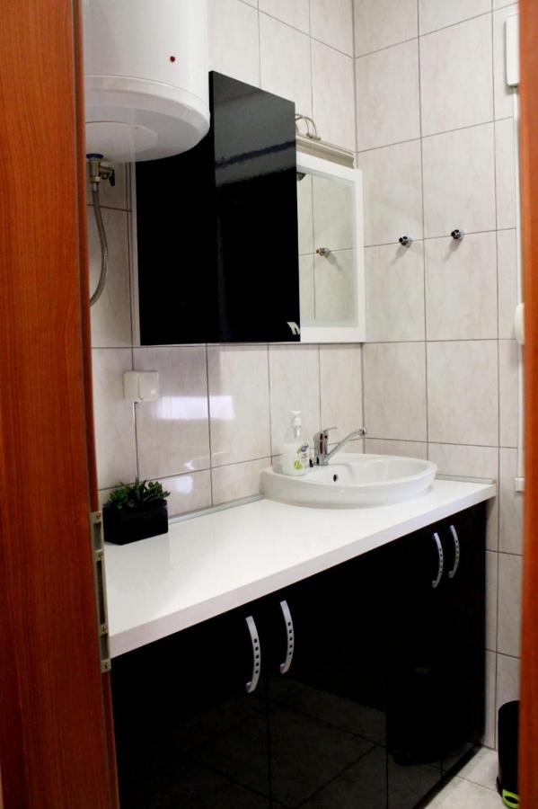 Mihaela Studio Apartmans 150M Near The Beach Kaštela Zewnętrze zdjęcie