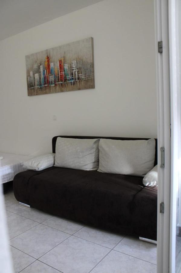 Mihaela Studio Apartmans 150M Near The Beach Kaštela Zewnętrze zdjęcie