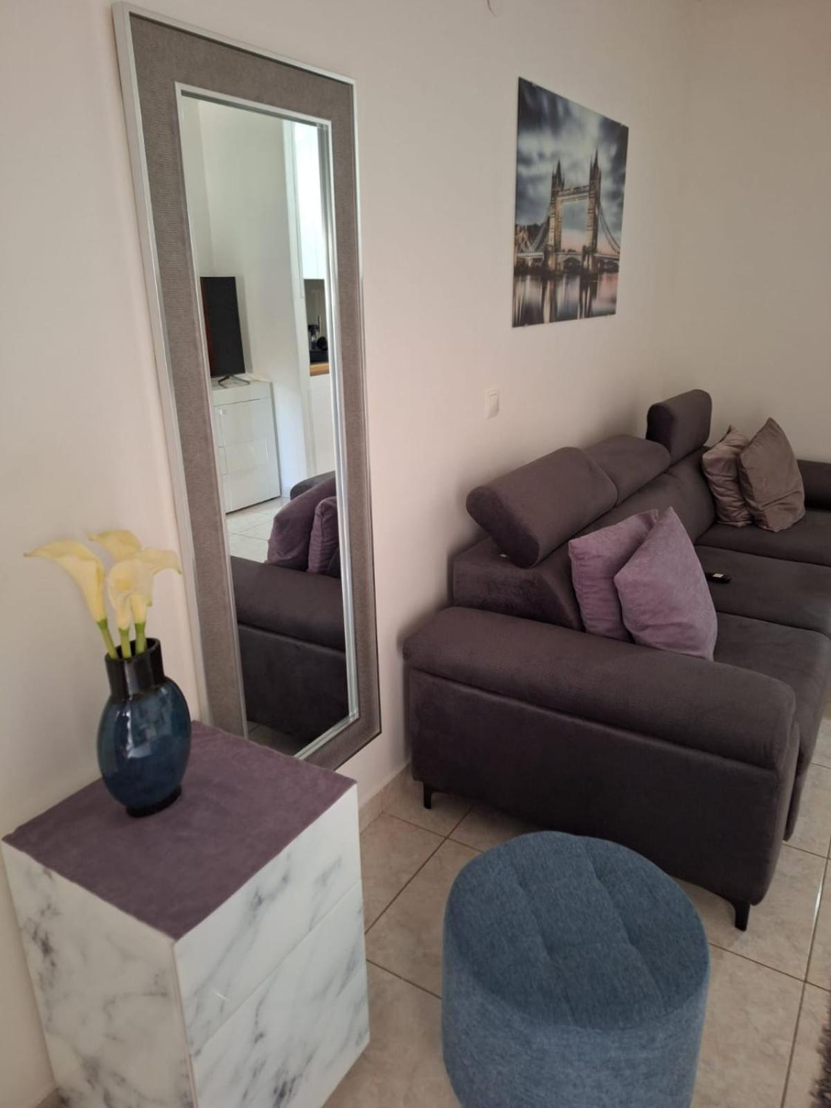Mihaela Studio Apartmans 150M Near The Beach Kaštela Zewnętrze zdjęcie